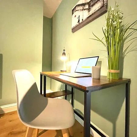 2 Bedroom Stopoverz