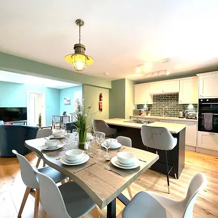 Apartament 2 Bedroom Stopoverz