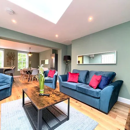 2 Bedroom Stopoverz Apartmán *