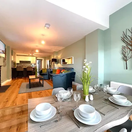 2 Bedroom Stopoverz Lejlighed Bristol