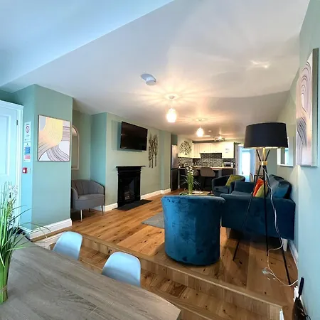 2 Bedroom Stopoverz Apartmán *