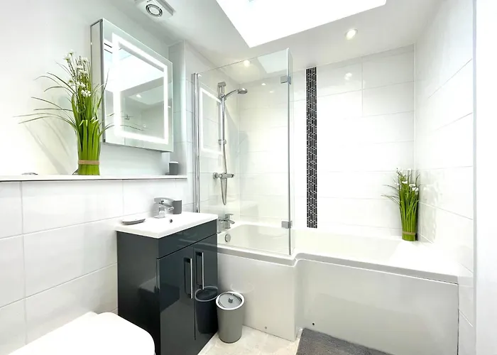 2 Bedroom Stopoverz 布里斯托