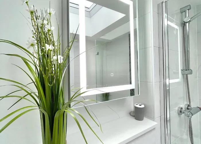 2 Bedroom Stopoverz * 布里斯托