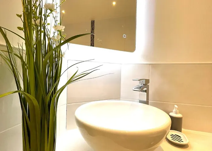 2 Bedroom Stopoverz شقة