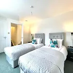 2 Bedroom Stopoverz