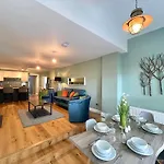 Apartamento 2 Bedroom Stopoverz