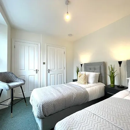 2 Bedroom Stopoverz * Bristol