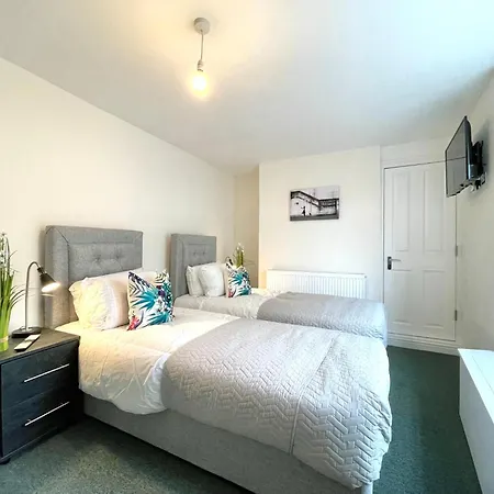 2 Bedroom Stopoverz