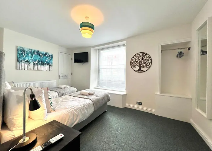 2 Bedroom Stopoverz Bristol